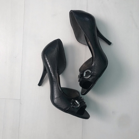 Carlos Santana | Black Snake Print Open Toe Heels - Picture 2 of 5